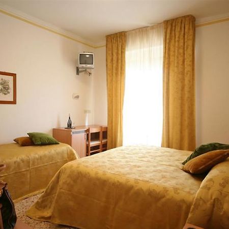 Bed and Breakfast Il Centrale Cortona Exterior foto